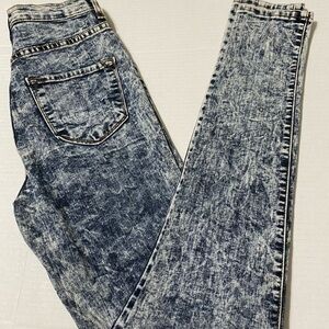 Vibrant m.i.u high waisted jeans Size 3